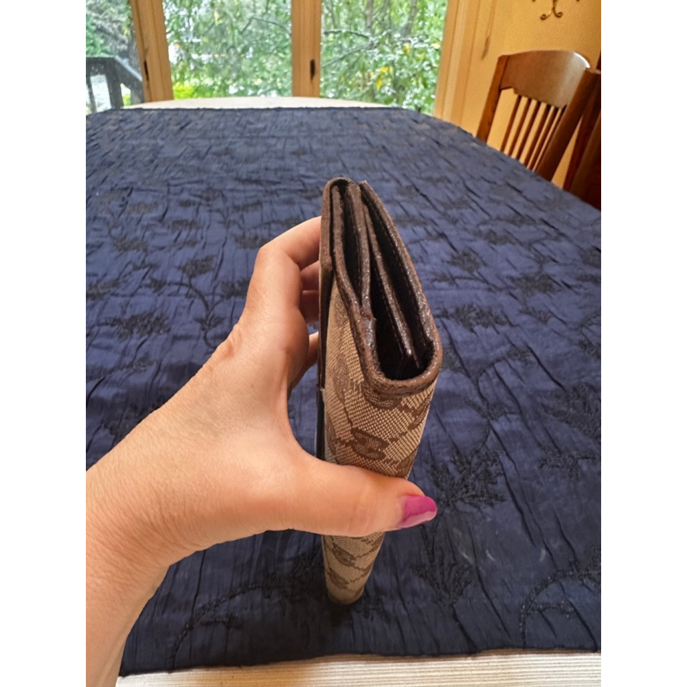 Gucci GG Beige & Brown Monogram Canvas & Leather Long Snap Wallet - Picture 10 of 16